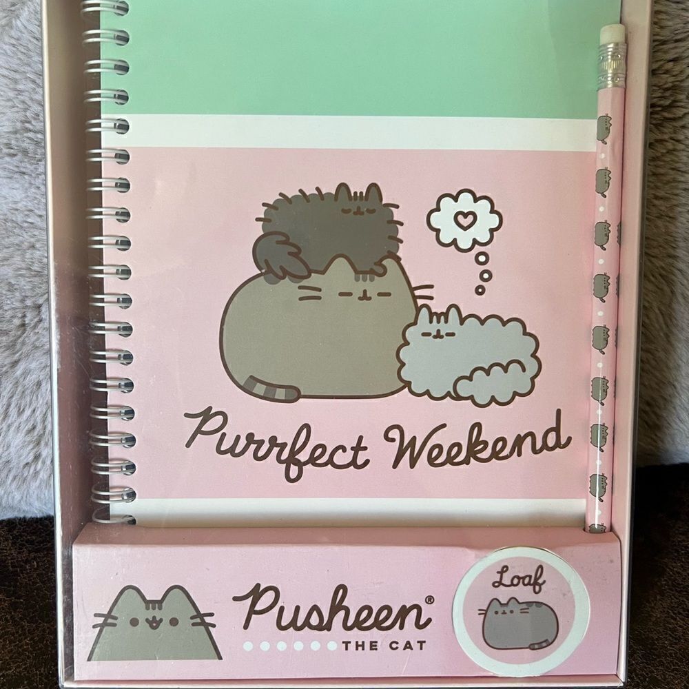 PUSHEEN the Cat Stationary Set